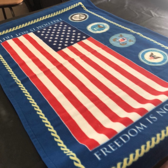 Throw - Picture 4 of 4